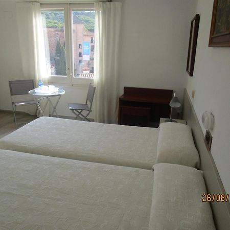 Hotel Apartaments Gesoria Porta Ferrada Sant Feliu de Guíxols Exteriör bild