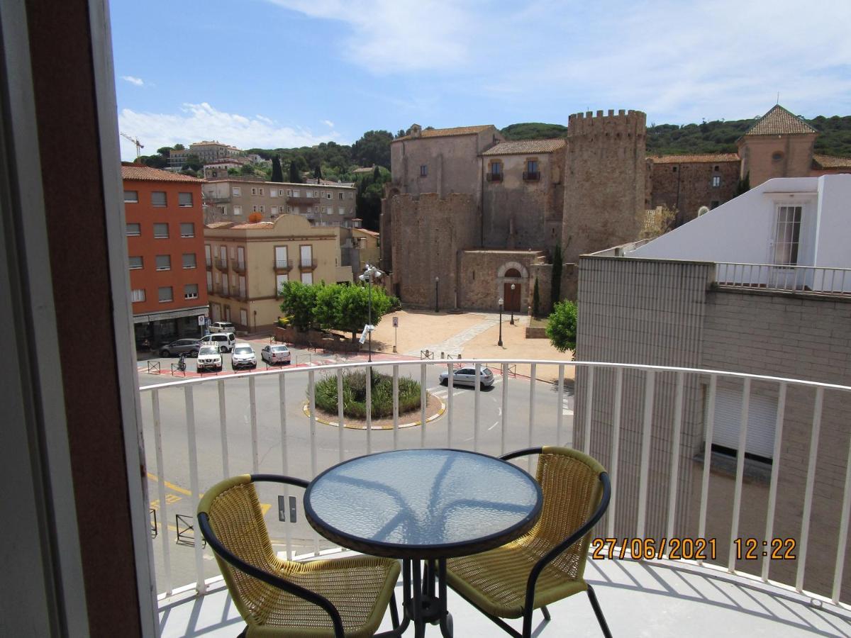 Hotel Apartaments Gesoria Porta Ferrada Sant Feliu de Guíxols Exteriör bild