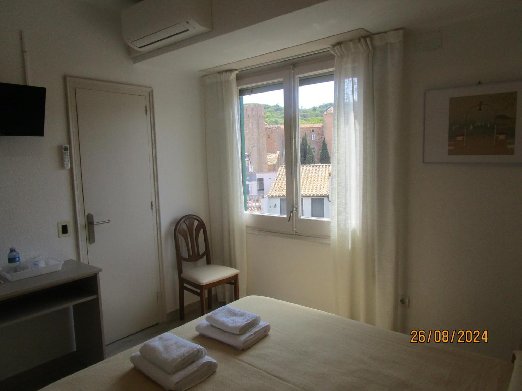 Hotel Apartaments Gesoria Porta Ferrada Sant Feliu de Guíxols Exteriör bild