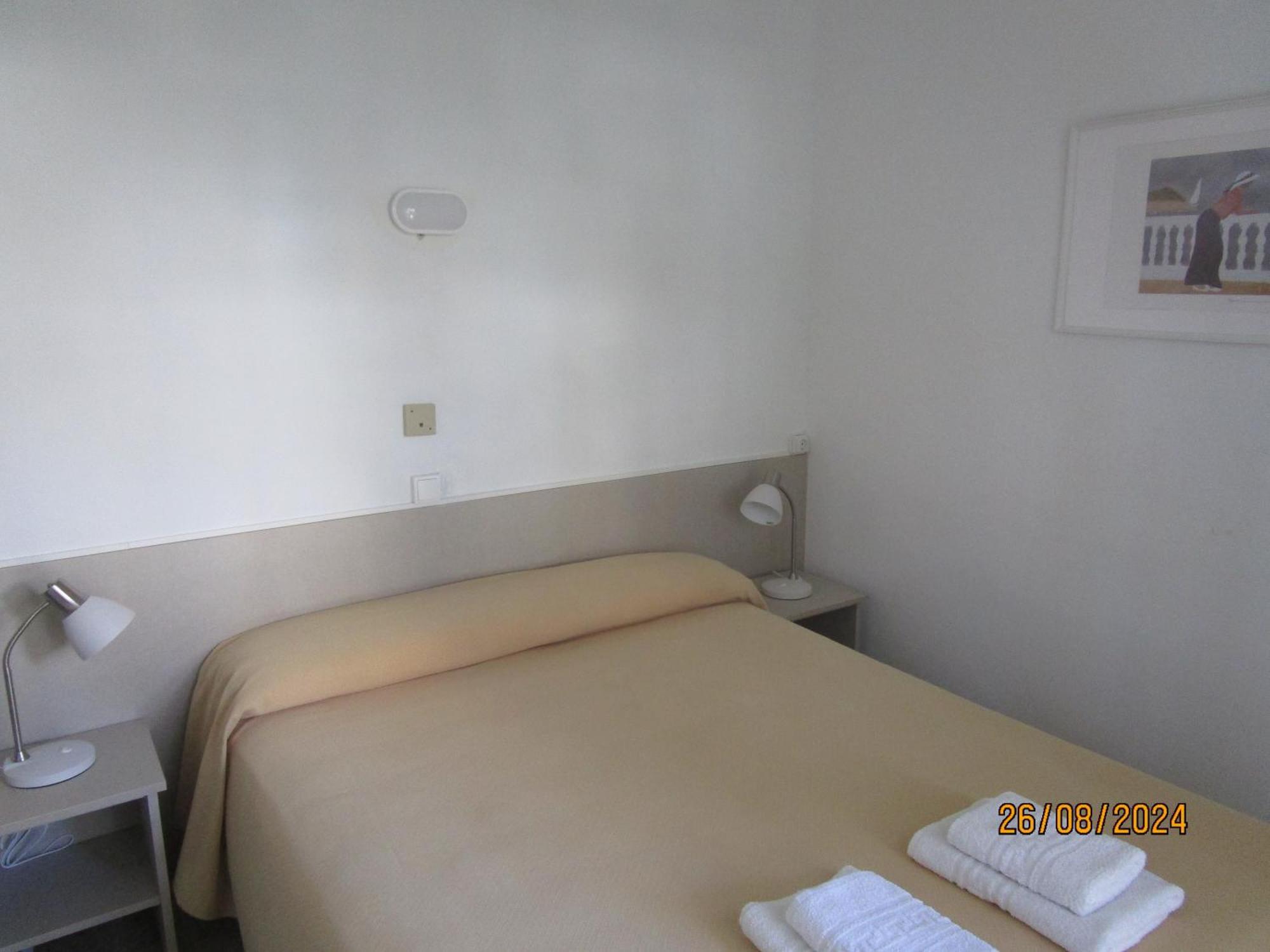 Hotel Apartaments Gesoria Porta Ferrada Sant Feliu de Guíxols Exteriör bild