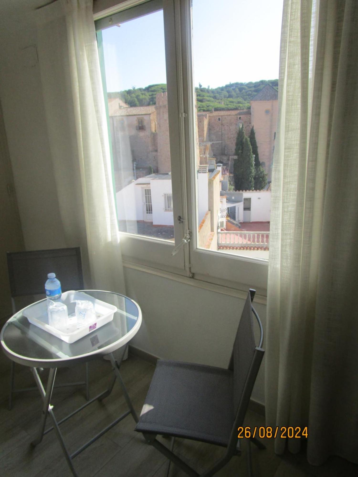 Hotel Apartaments Gesoria Porta Ferrada Sant Feliu de Guíxols Exteriör bild