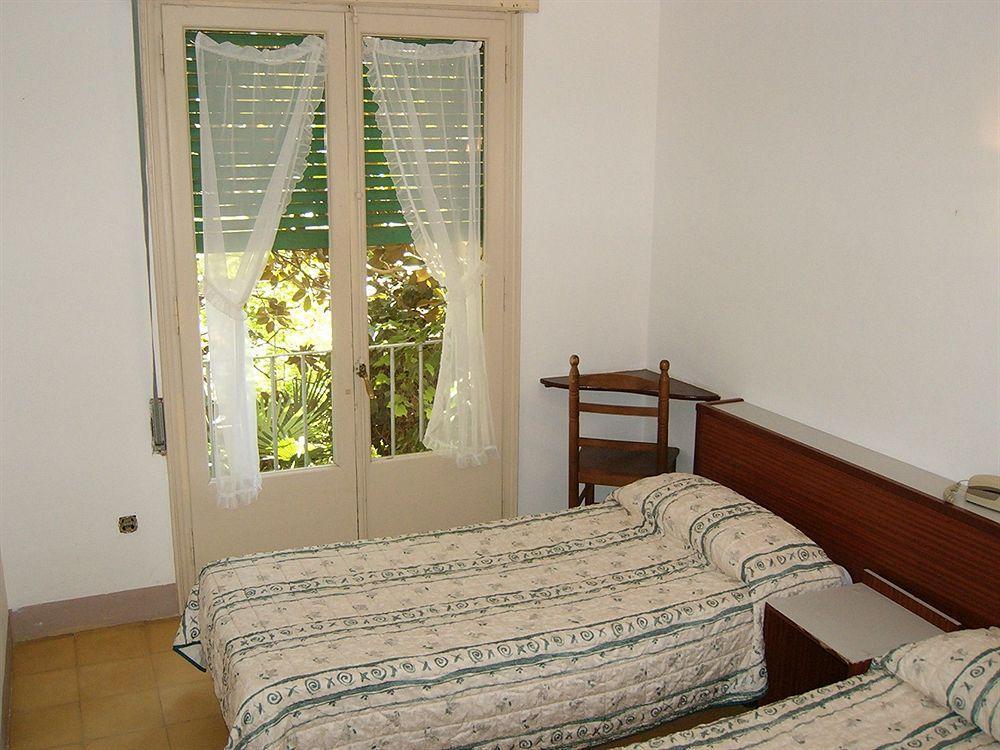 Hotel Apartaments Gesoria Porta Ferrada Sant Feliu de Guíxols Exteriör bild