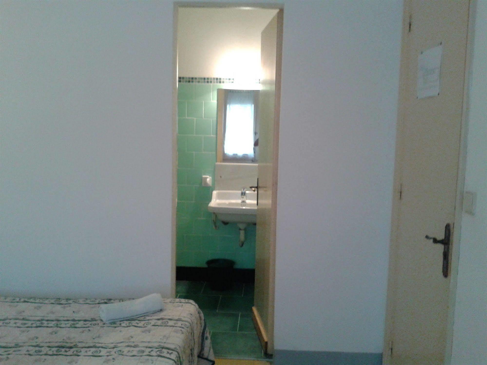 Hotel Apartaments Gesoria Porta Ferrada Sant Feliu de Guíxols Exteriör bild