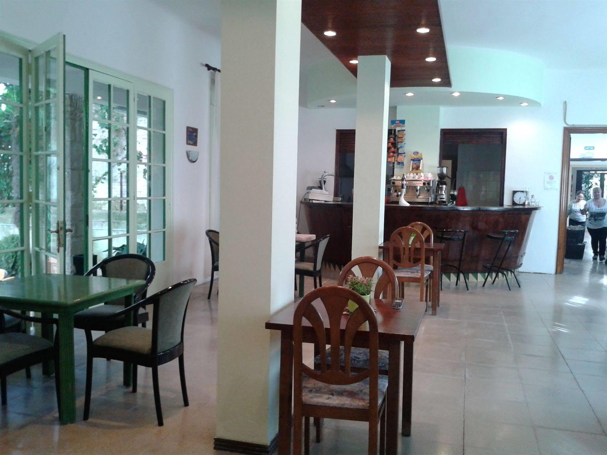 Hotel Apartaments Gesoria Porta Ferrada Sant Feliu de Guíxols Exteriör bild